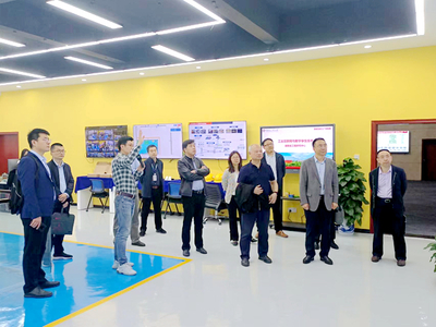 數字文創賦能，共筑湘江實驗室新篇章——何繼善、范國濱院士一行蒞臨我校共商發展大計